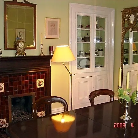 Annesdale House Couette-café 3*